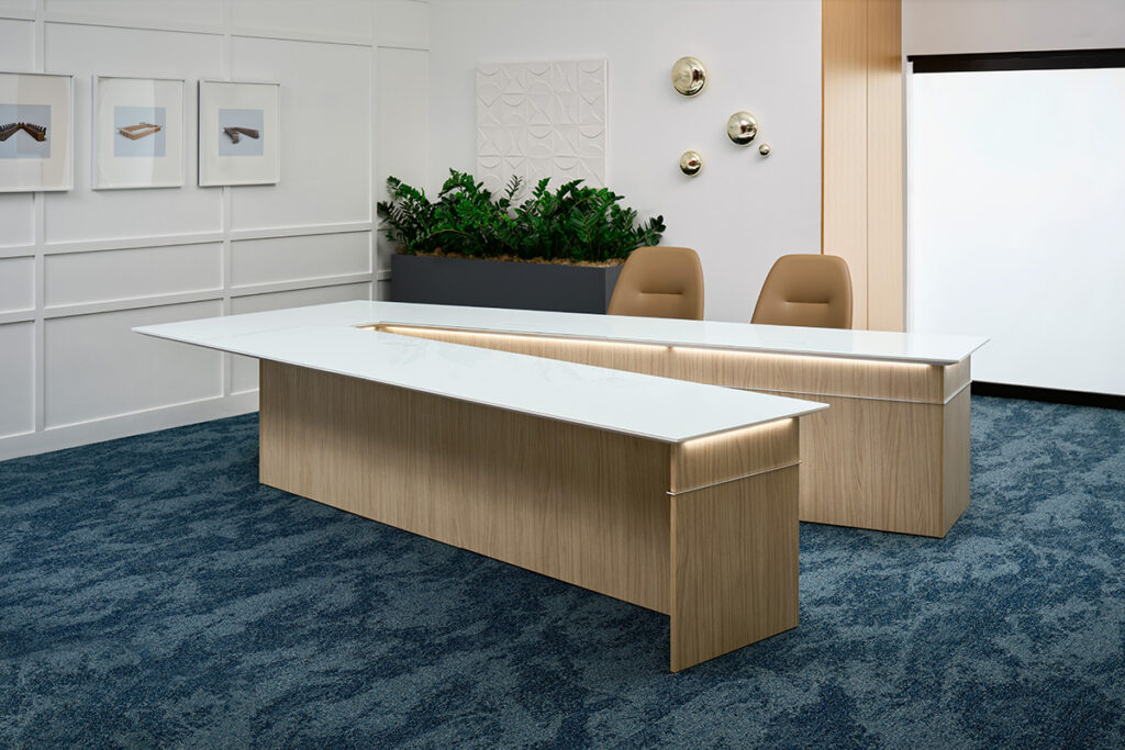 Enwork_NeoCon_VOU_Beige Elm White_061926
