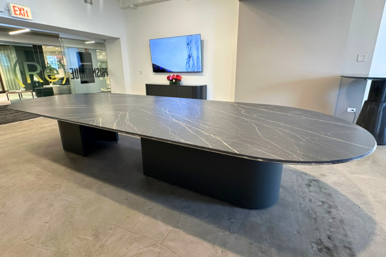 Prismatique Tables 1
